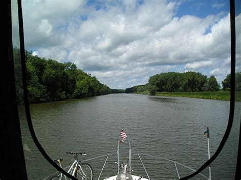 Boating on the Erie Canal – Discover the Erie Canal