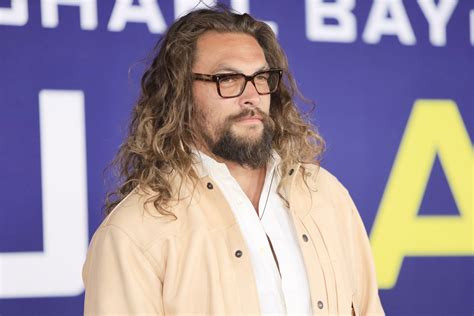 Jason Momoa sufre aparatoso accidente automovilístico