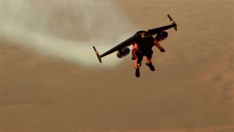 Jetpacks are real and they’ve been caught in 4K flying around Dubai ...