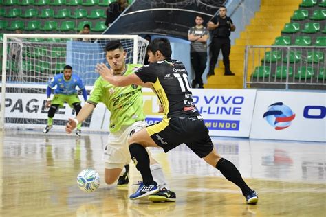 Futsal O Fechamento Da Rodada Jaragu Diminui A Dist Ncia Para O