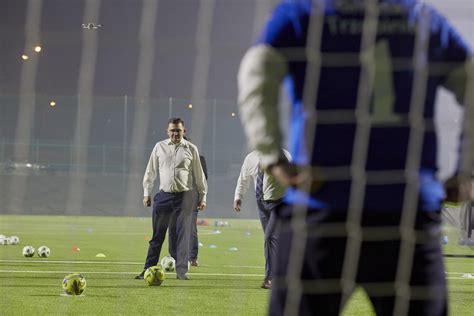 Otwarto nowoczesny stadion w Trzebini Na sztucznej murawie można grać