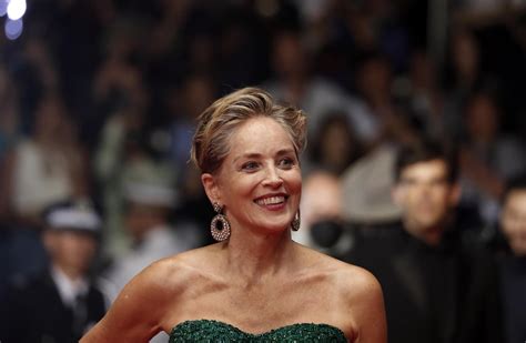 Sharon Stone Dopo L Ictus Sono Stata Dimenticata I Sky Tg