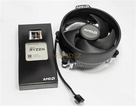 AMD RYZEN 3 2200G and RYZEN 5 2400G Review - Packaging & Product