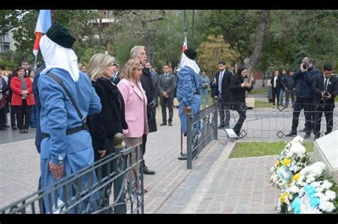 Con Un Acto En La Plaza Libertad Se Conmemor El D A De La Bandera