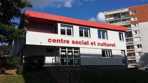 Un Centre Social Cest