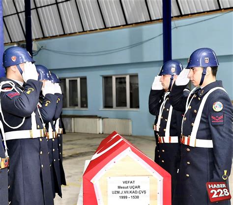 Bilecikte Görevi Başında Kalp Krizi Geçiren Uzman çavuş Hayatını