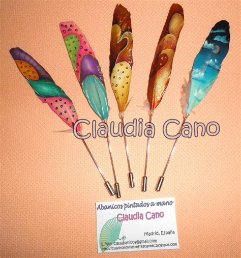 Plumas Y Hojas Pintadas A Mano Por Claudia Cano Alfileres De Plumas