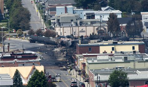 Lac Mégantic Photos Capture Fire Explosions After Train Derailment