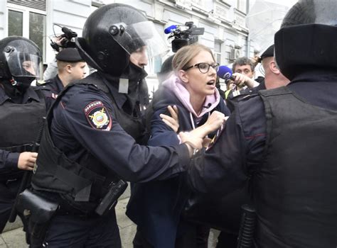 La Polizia Russa Ha Arrestato La Dissidente Lyubov Sobol Il Post