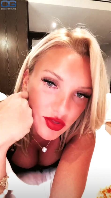 Evelyn Burdecki Nude Pictures Photos Playboy Naked Topless Fappening