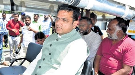 driverless cars  telangana roads   minister sridhar babu
