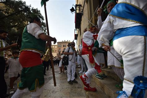 La Procesi N Del De Agosto Viste Huesca De Tradici N Y Solemnidad