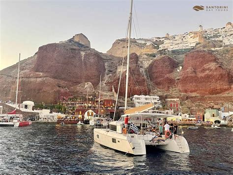 Luxury Santorini Sunset Cruise to Ammoudi Pier