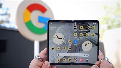 Google Pixel Fold Reviews Tom S Guide Video Dailymotion