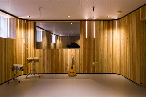 Music Therapy Centre Nordoff Robbins By Brasley Van Der Straetenbradley