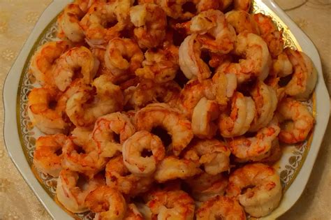 Жареные лангустины с соусом
