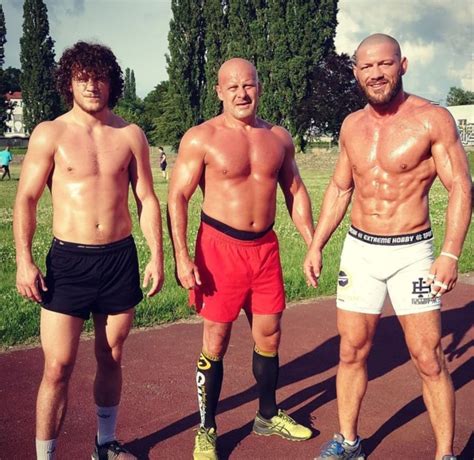 Slavic Wrestling On Tumblr Artur Omarov White Lycra Running With Friends