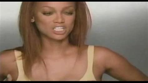 Tyra Banks Victoria S Secret Yellow Bra Porn Pic