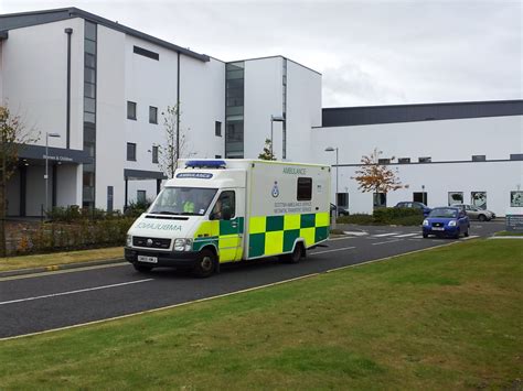 SN05 HMJ VOLKSWAGEN LT SCOTTISH AMBULANCE SERVICE A Photo On Flickriver