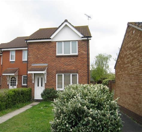 Lentham Close Canford Heath Poole 3 Bed End Of Terrace House £1 325