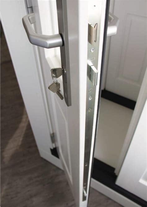 Mechanical 3 Point Latch Lock W Escape Mode Bellevue Architectural