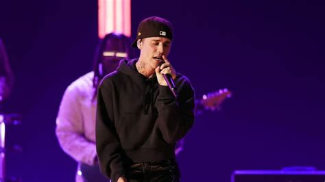 Justin Bieber Suspende Shows Em S O Paulo