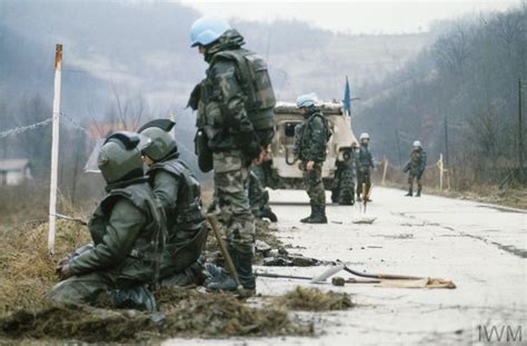 THE BOSNIAN CIVIL WAR 1992 - 1995 (BOS 238)