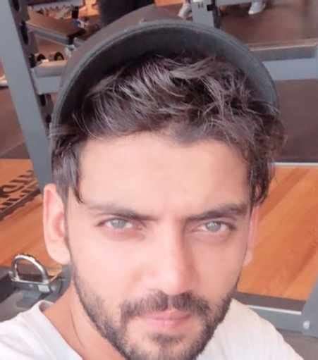 Zaheer Iqbal Biography Wiki Age Height Girlfriend And More The