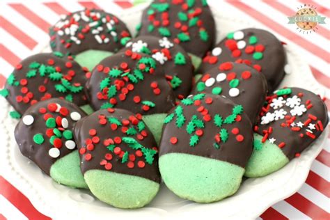 MINT CHRISTMAS COOKIES - Family Cookie Recipes