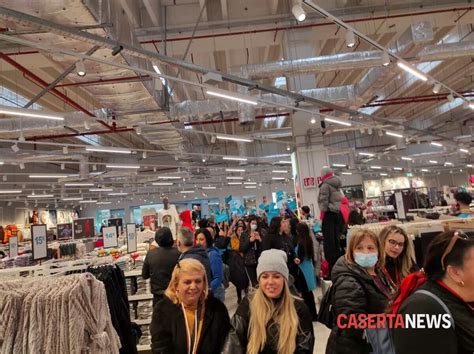 Primark Apre Al Campania