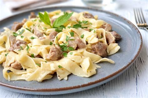 Hindili Fettuccine Alfredo Makarna Tarifi Nasıl Yapılır Resimli