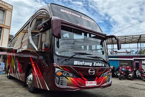 Hino Bus RM 280 ABS Jadi Armada Terbaru PO Bintang Zahira