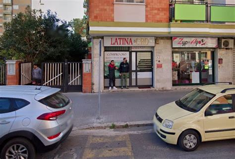 Latina La Banda Del Buco Svaligia Un Compro Oro In Via Pontinia