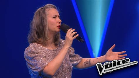 Gro Marthe Dickson Flowers Miley Cyrus Blind Auditions The