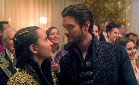 Jessie Mei Li As Alina Starkov And Ben Barnes As General Kirigan