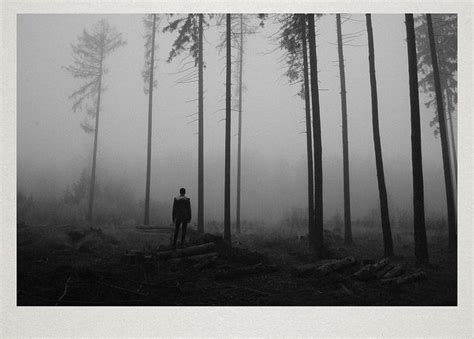 Dreamy Photos Of Solitary Figures In Foggy Landscapes Surrealism