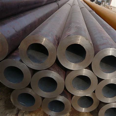 Round Carbon Steel Seamless Pipes Thickness 3mm To 25mm Material