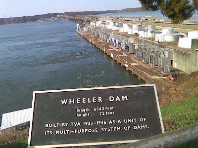 ART in the WIND: Scenic North Alabama: Wheeler Dam