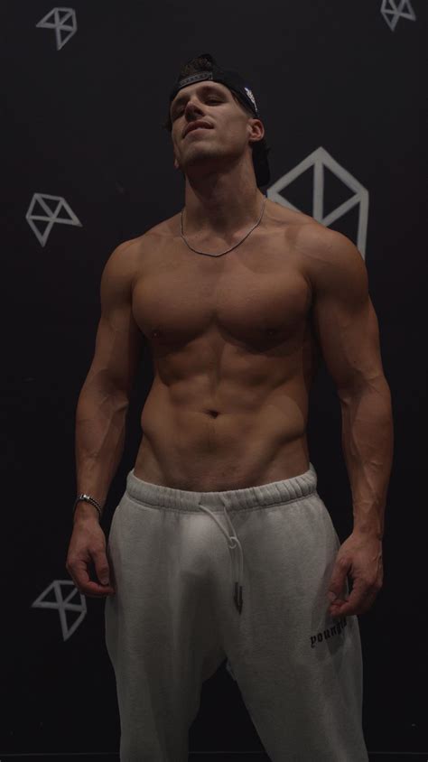 Zach beech (@thezacattack_) on Threads