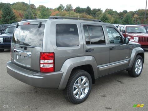 2012 Mineral Gray Metallic Jeep Liberty Latitude 4x4 71633697 Photo 6