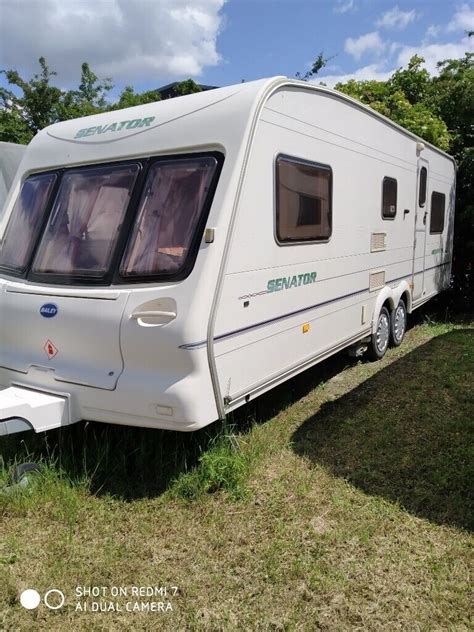 BAILEY SENATOR MONTANA TWIN AXLE 5 BERTH CARAVAN In Whinmoor West