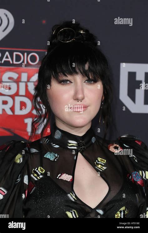 Los Angeles Ca Usa 05th Mar 2017 Noah Cyrus At The 2017 Iheartradio Music Awards At The