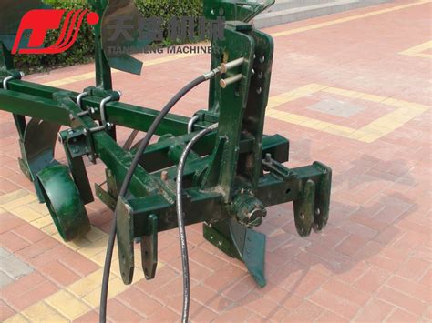 New Agricultural Machinery Tractor Three Point Linkage Mounted Heavy