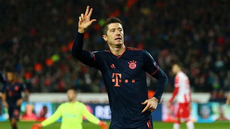 Liga Mistrz W Robert Lewandowski Przeszed Do Historii Pobi Kolejny