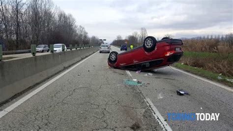 Scontro Tre Auto Sp 11 Mezzi Po Settimo Torinese 180319 4