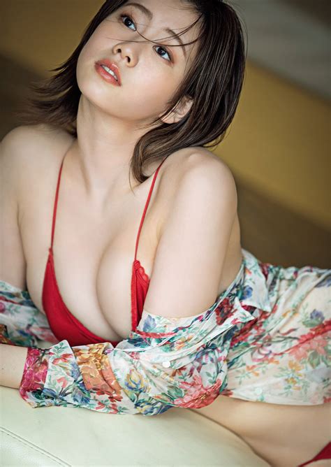 吉田莉々加 最新グラビア水着画像 32枚 マブい女画像集 女優モデルアイドル