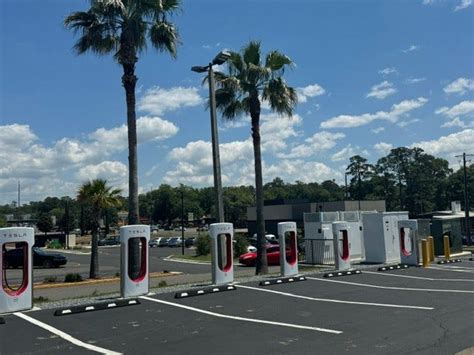 Tallahassees Largest Tesla Supercharging Station Now Open