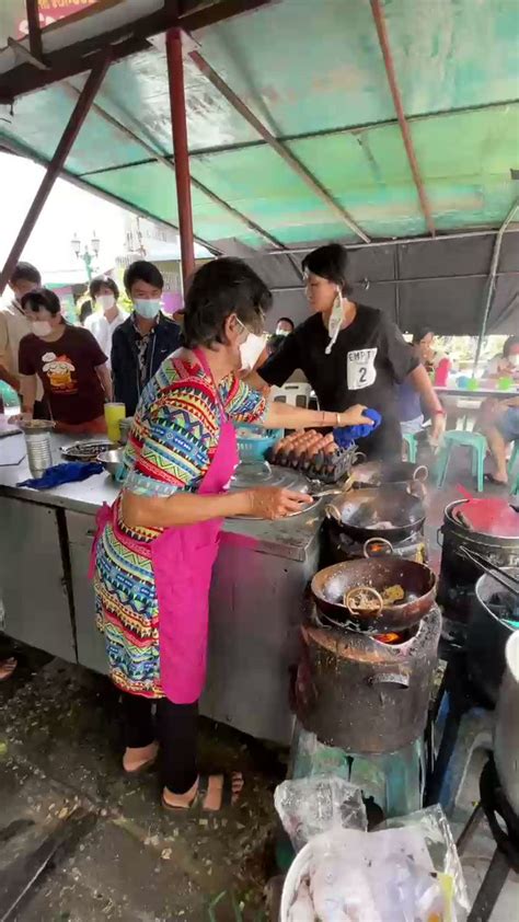 on Twitter RT weeranan รานแตก ปาเพยร กวยเตยวควไก รม