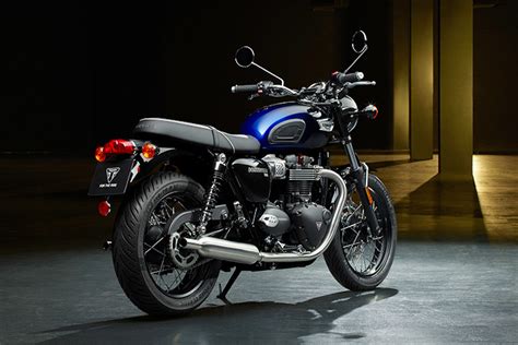 Triumph Stealth Edition Lineup First Look Motos For The Win