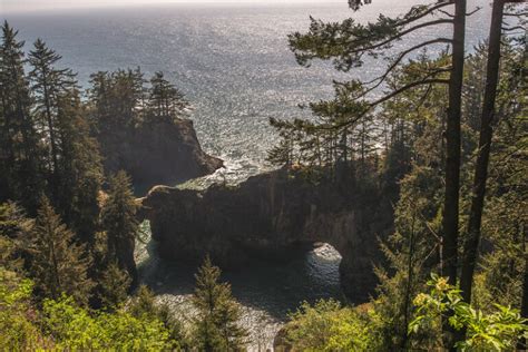 Your Guide To Brookings Oregon - Fun Things To Do, Where To Eat, And More